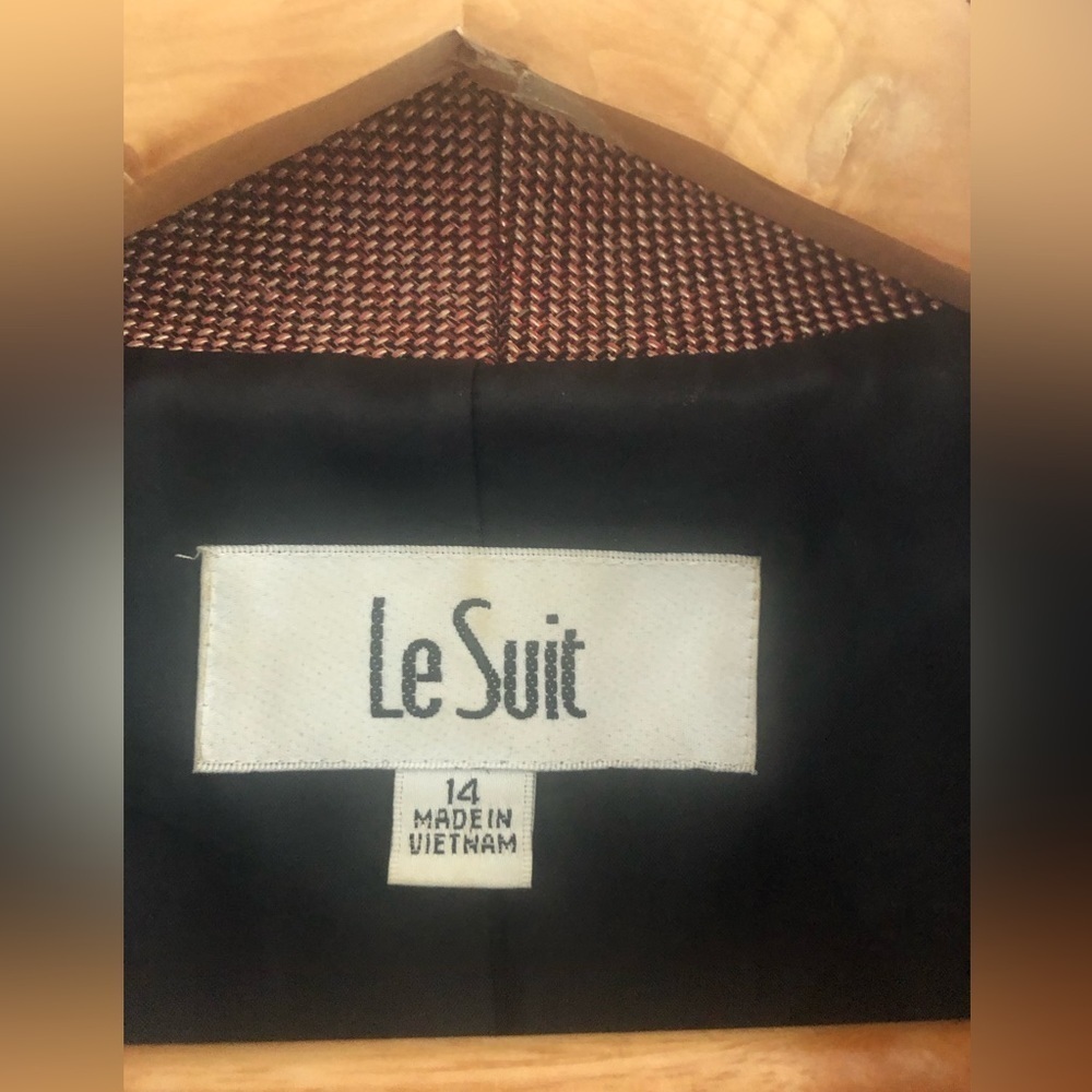 LE SUIT tailored blazer - Picture 7 of 7